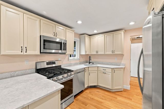 154 Herrick Road, Boxford, MA 01921