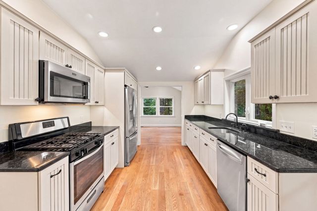 154 Herrick Road, Boxford, MA 01921