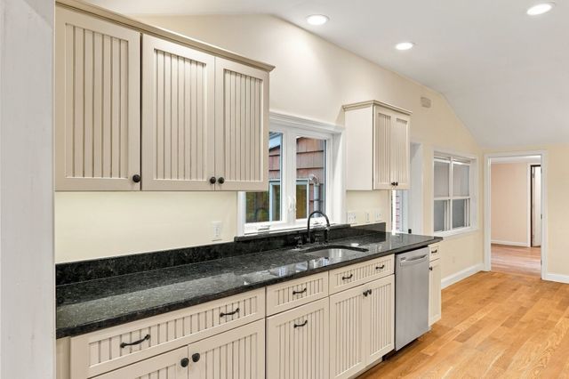 154 Herrick Road, Boxford, MA 01921