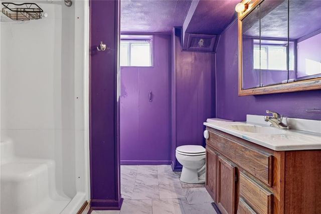 6501 Oak Drive, Kansas City, KS 66104