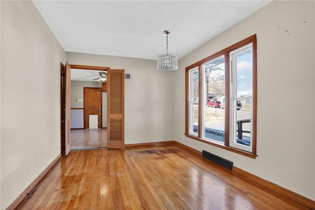 6501 Oak Drive, Kansas City, KS 66104