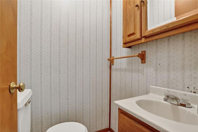 6501 Oak Drive, Kansas City, KS 66104