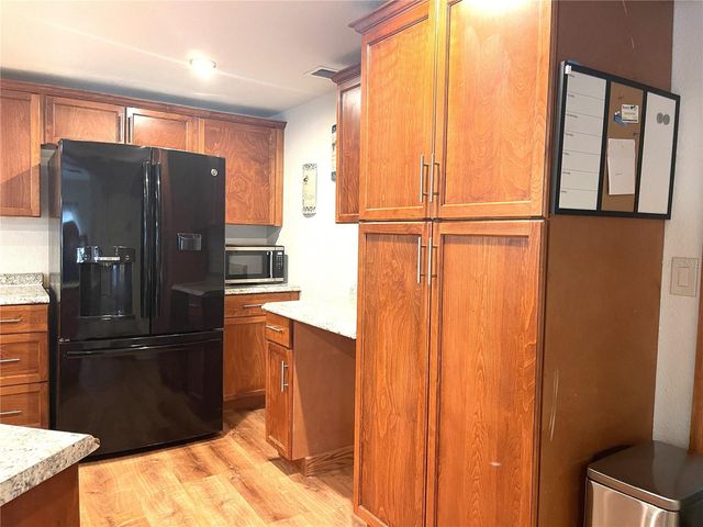 2 S. BOBWHITE RD, Wildwood, FL 34785