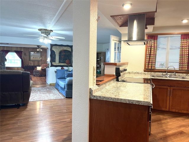 2 S. BOBWHITE RD, Wildwood, FL 34785