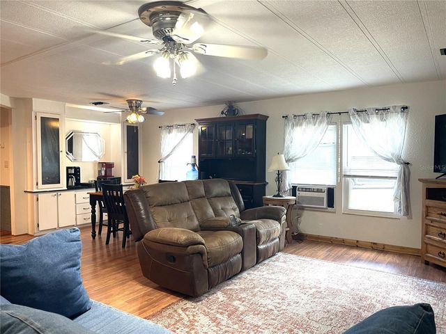 2 S. BOBWHITE RD, Wildwood, FL 34785