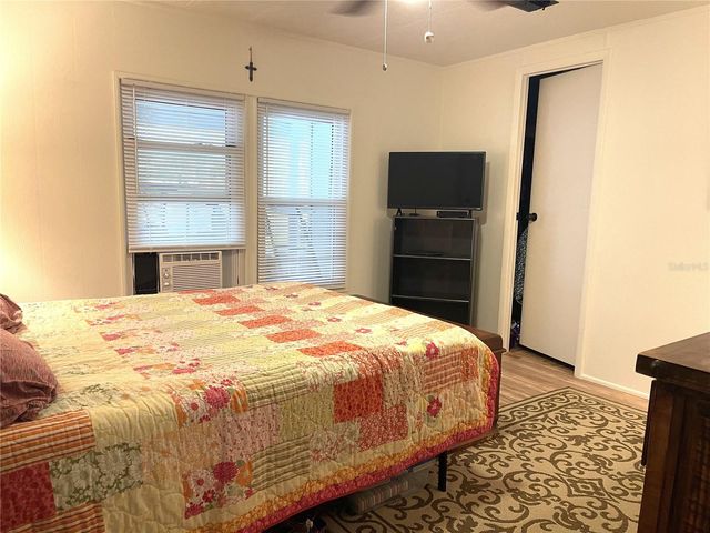 2 S. BOBWHITE RD, Wildwood, FL 34785