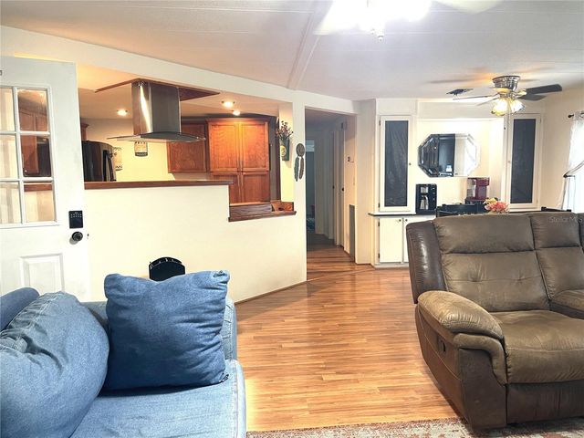 2 S. BOBWHITE RD, Wildwood, FL 34785