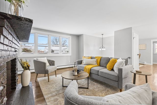 89 Sigourney St, Revere, MA 02151