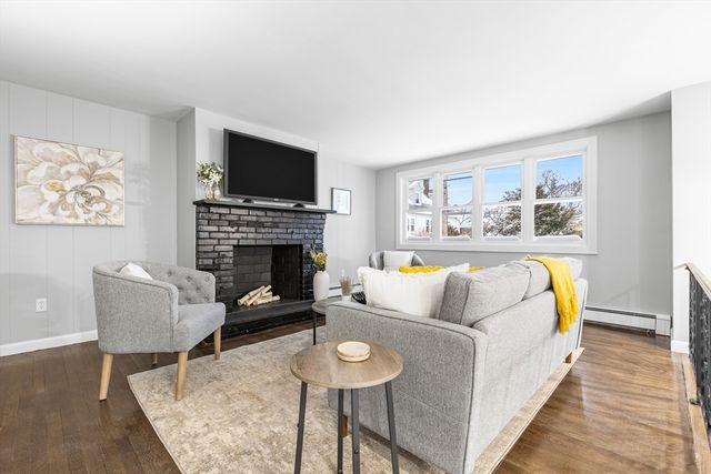 89 Sigourney St, Revere, MA 02151