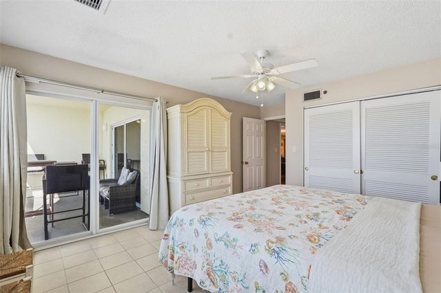 17450 GULF BOULEVARD 104, Redington Shores, FL 33708