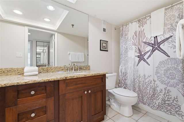 17450 GULF BOULEVARD 104, Redington Shores, FL 33708