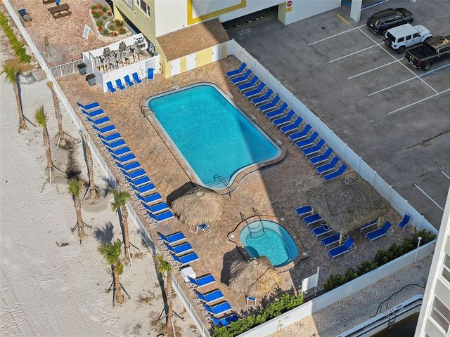 17450 GULF BOULEVARD 104, Redington Shores, FL 33708