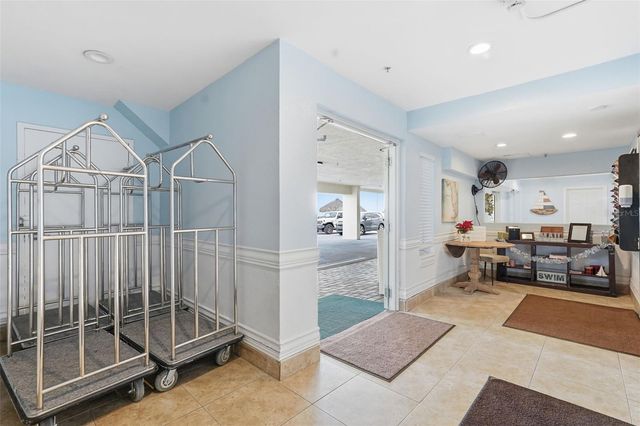 17450 GULF BOULEVARD 104, Redington Shores, FL 33708