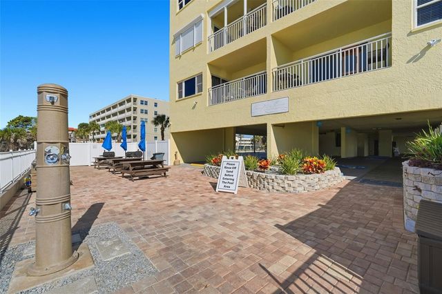 17450 GULF BOULEVARD 104, Redington Shores, FL 33708