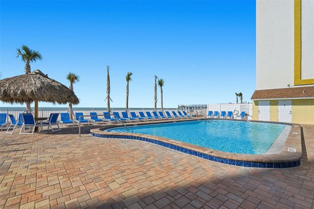 17450 GULF BOULEVARD 104, Redington Shores, FL 33708