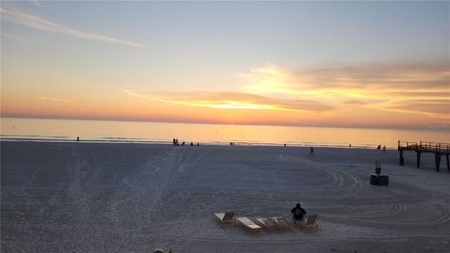 17450 GULF BOULEVARD 104, Redington Shores, FL 33708