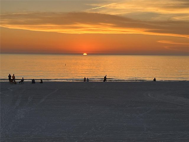 17450 GULF BOULEVARD 104, Redington Shores, FL 33708