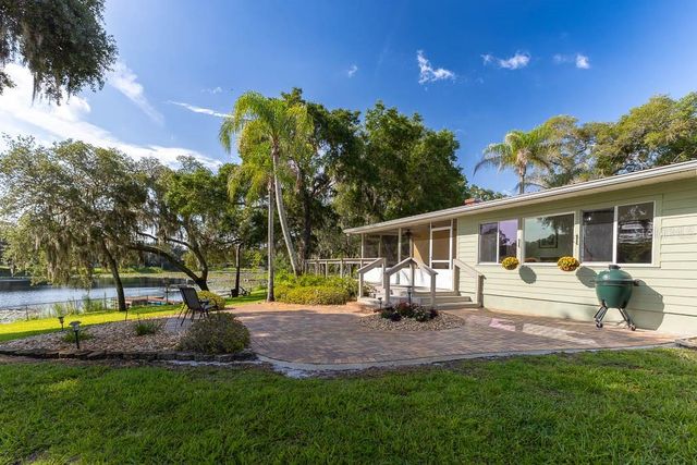 210 WESTLAKE DRIVE, Lake Helen, FL 32744