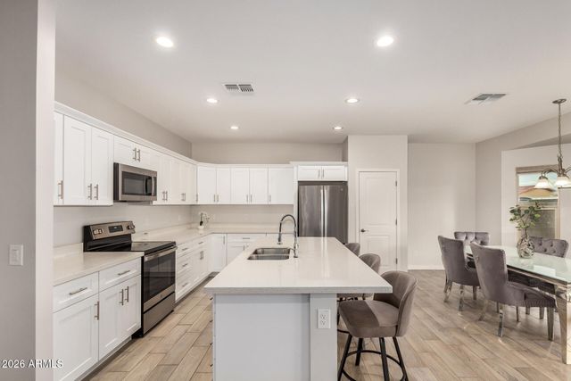 8827 W TINAJAS Drive, Arizona City, AZ 85123