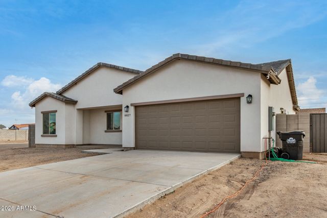 8827 W TINAJAS Drive, Arizona City, AZ 85123