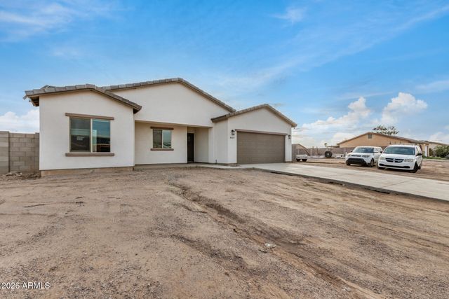 8827 W TINAJAS Drive, Arizona City, AZ 85123