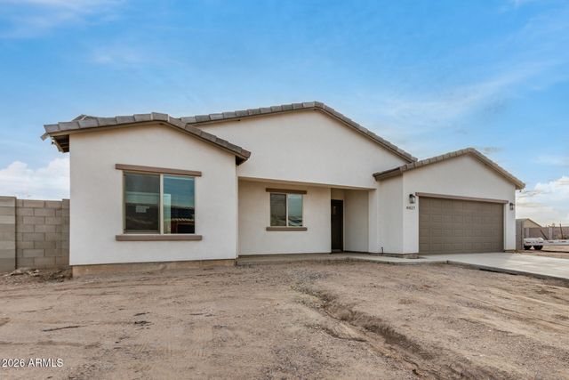 8827 W TINAJAS Drive, Arizona City, AZ 85123