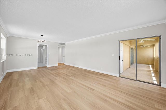 3301 Spanish Moss Terrace 803, Lauderhill, FL 33319