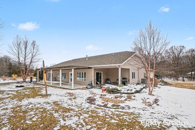 8079 Pigeon Creek Drive, West Olive, MI 49460