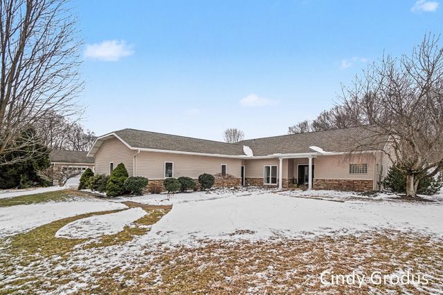 8079 Pigeon Creek Drive, West Olive, MI 49460