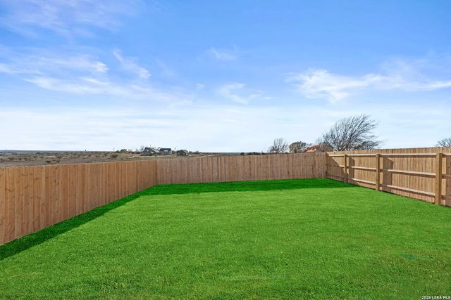 325 Kayden Court, Marion, TX 78124