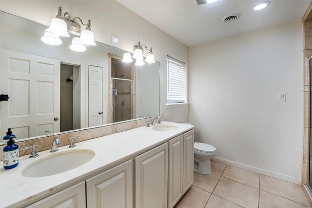 635 Chapel Hill Drive, Conroe, TX 77302