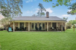 635 Chapel Hill Drive, Conroe, TX 77302