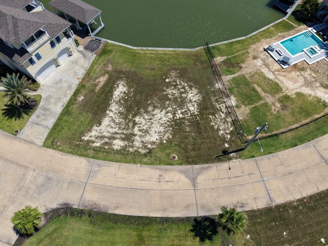 5 Little Torch, Hitchcock, TX 77563