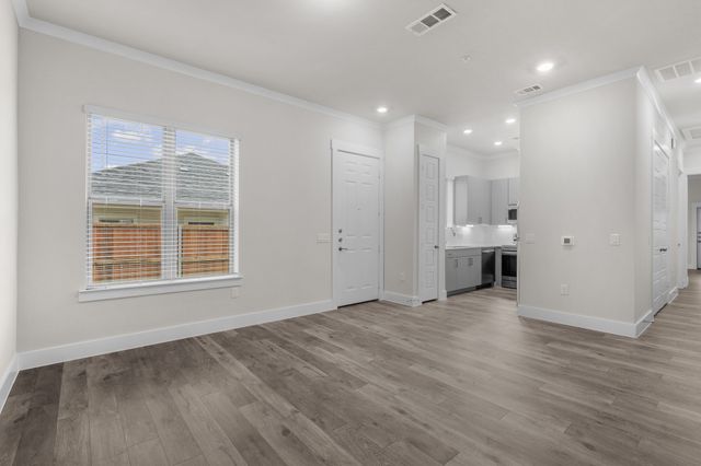 3280 Ganzer Road W 127B, Denton, TX 76207