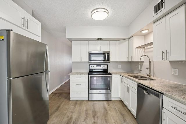 2461 RHODESIAN DRIVE 7, Clearwater, FL 33763