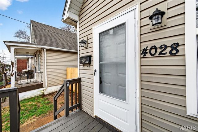 4028 Schiller Place, St Louis, MO 63116