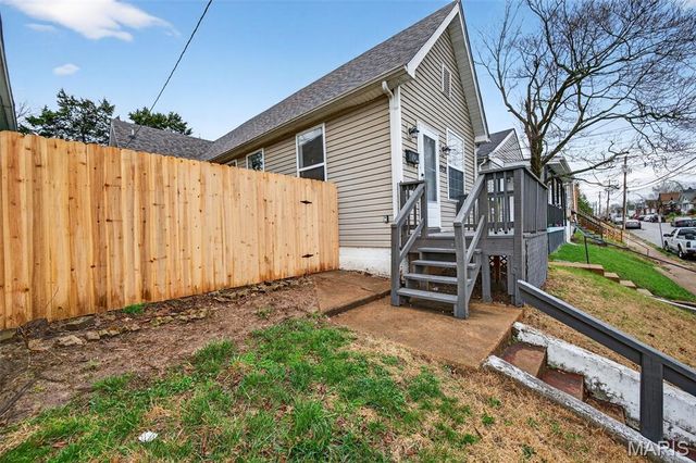 4028 Schiller Place, St Louis, MO 63116