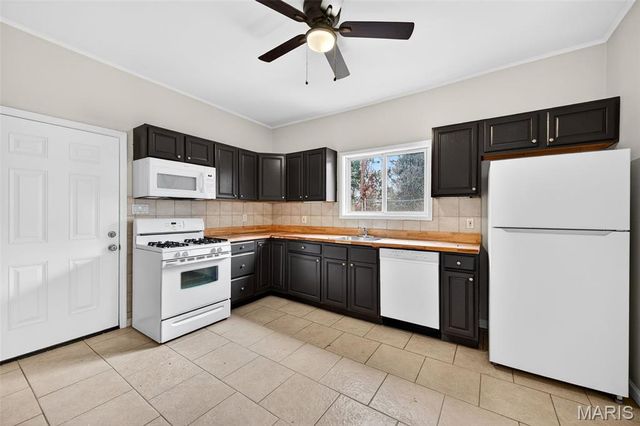 4028 Schiller Place, St Louis, MO 63116