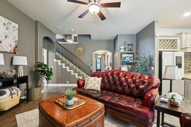 8100 Bonanza Street, Aubrey, TX 76227