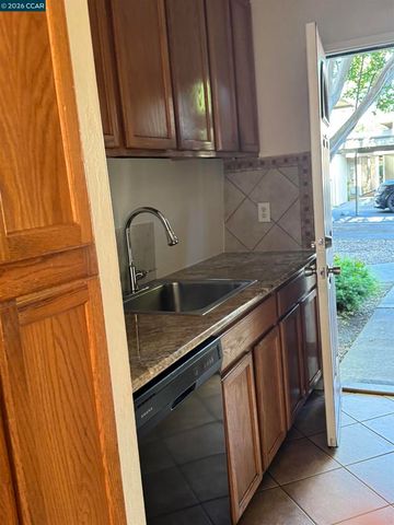 2007 Olivera Rd, Concord, CA 94520