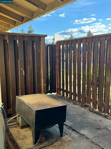 2007 Olivera Rd, Concord, CA 94520