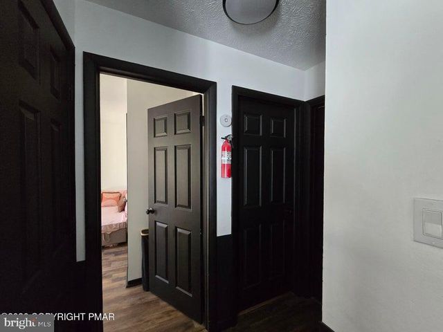 8111 COCO DR, Pocono Summit, PA 18346