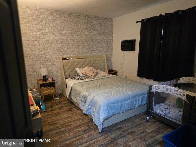 8111 COCO DR, Pocono Summit, PA 18346