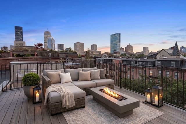 65 Rutland St PH3, Boston, MA 02118