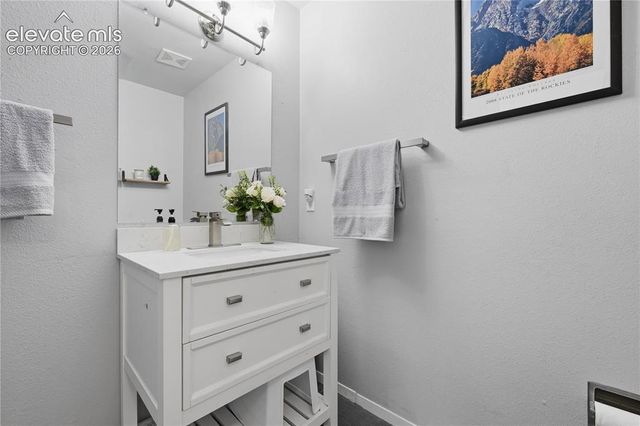 5260 Meadowgreen Drive, Colorado Springs, CO 80919