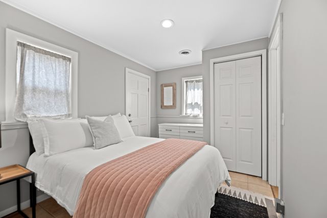 3704 Decatur Dr, Knoxville, TN 37920