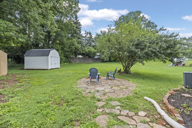 3704 Decatur Dr, Knoxville, TN 37920