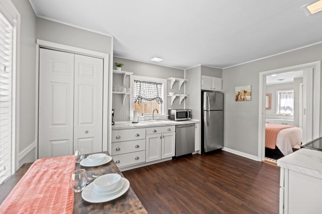 3704 Decatur Dr, Knoxville, TN 37920