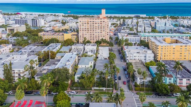 635 8th St 205, Miami Beach, FL 33139