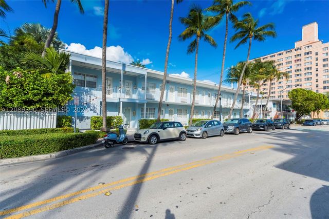 635 8th St 205, Miami Beach, FL 33139